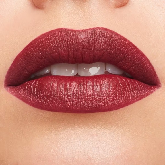 🎉HP🎉MAC ‘Diva’ M·A·Cximal Silky Matte Lipstick - Picture 6 of 11